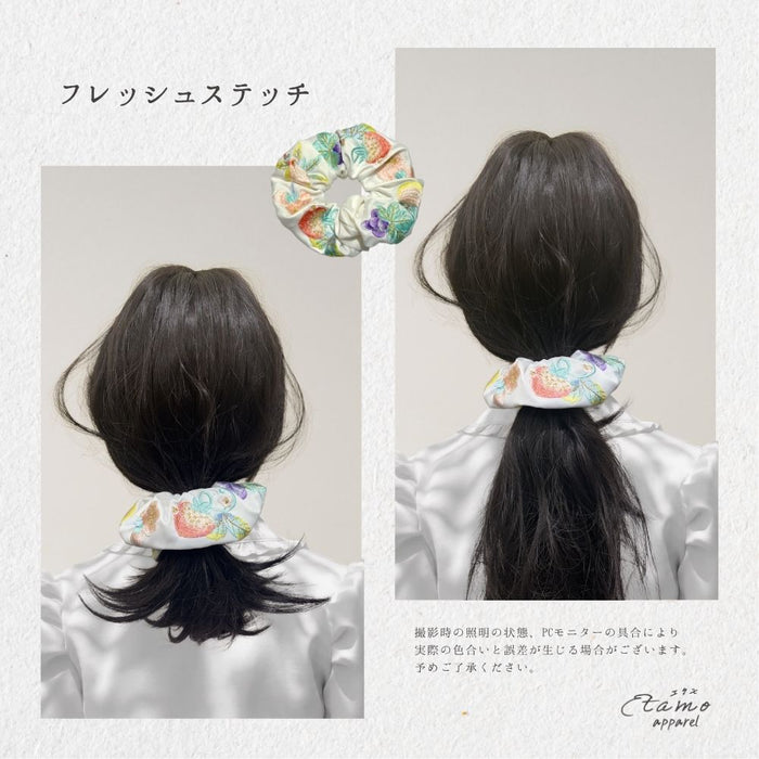 シュシュ 刺繍 苺 蝶